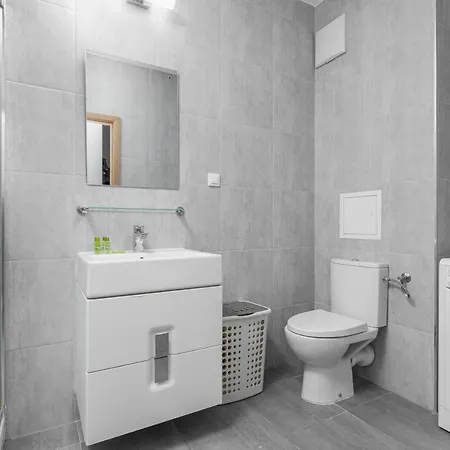 Metro Mlociny Apartments By Renters Prestige Apartment Warsaw