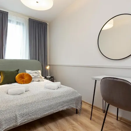 Metro Mlociny Apartments By Renters Prestige Warsaw