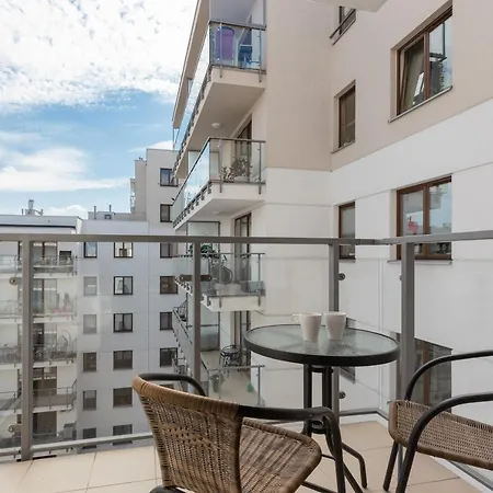 Metro Mlociny Apartments By Renters Prestige *