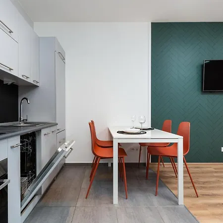 Metro Mlociny Apartments By Renters Prestige *